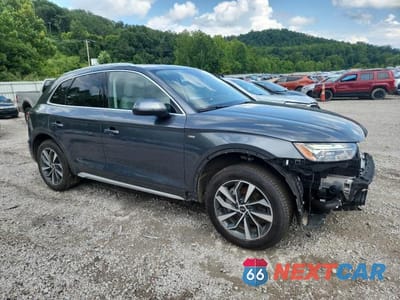 Czwarte zdjęcie samochodu z boku: 2023 AUDI Q5 PREMIUM 45 VIN:WA1GAAFY1P2160167 - miniatura