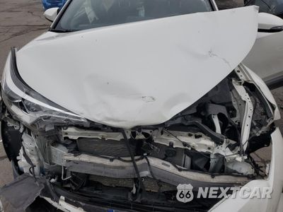 Zdjęcie 12 z 13 samochodu: 2018 TOYOTA C-HR XLE VIN:NMTKHMBX3JR040735 - miniatura