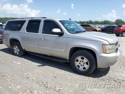 Czwarte zdjęcie samochodu z boku: 2007 CHEVROLET SUBURBAN C1500 VIN:3GNFC16JX7G132980 - miniatura