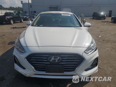 Piąte zdjęcie samochodu w środku: 2018 HYUNDAI SONATA SE VIN:5NPE24AF2JH675265 - miniatura