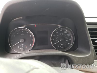 Zdjęcie 9 z 12 samochodu: 2017 HYUNDAI ELANTRA SE VIN:5NPD84LF2HH196023 - miniatura
