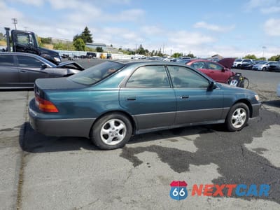 Trzecie zdjęcie samochodu z tyłu: 1997 LEXUS ES 300 VIN:JT8BF22G4V0022974 - miniatura