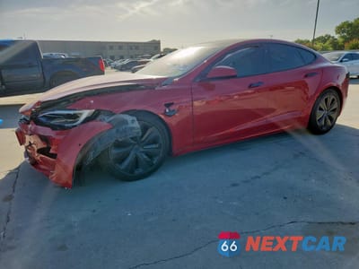 2022 TESLA MODEL S 5YJSA1E51NF492742 - główne zdjęcie licytacji z USA - miniatura