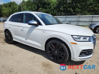 Czwarte zdjęcie samochodu z boku: 2018 AUDI SQ5 PRESTIGE VIN:WA1C4AFY5J2034925 - miniatura
