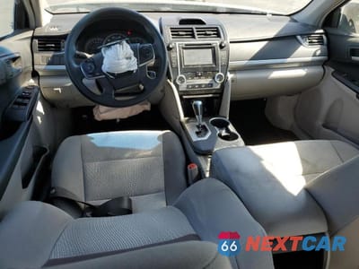Zdjęcie 8 z 12 samochodu: 2012 TOYOTA CAMRY BASE VIN:4T1BF1FK3CU060966 - miniatura
