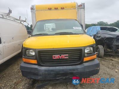 Piąte zdjęcie samochodu w środku: 2004 GMC SAVANA CUTAWAY G3500 VIN:1GDHG31U641904979 - miniatura