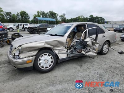 1997 MERCEDES-BENZ E 320 WDBJF55F2VA436054 - główne zdjęcie licytacji z USA - miniatura
