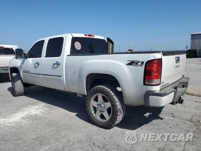 Drugie zdjęcie samochodu z przodu: 2011 GMC SIERRA K2500 DENALI VIN:1GT125C88BF107567 - miniatura