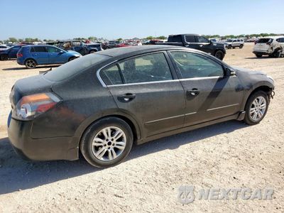 Trzecie zdjęcie samochodu z tyłu: 2010 NISSAN ALTIMA BASE VIN:1N4AL2AP5AN413660 - miniatura