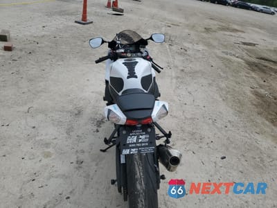 Zdjęcie 6 z 10 samochodu: 2020 SUZUKI GSX-R750 VIN:JS1GR7MA0L7100590 - miniatura