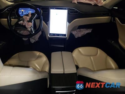 Zdjęcie 8 z 12 samochodu: 2015 TESLA MODEL S 70D VIN:5YJSA1S25FF087639 - miniatura