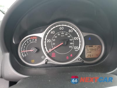 Zdjęcie 9 z 14 samochodu: 2012 MAZDA MAZDA2 VIN:JM1DE1LYXC0135145 - miniatura
