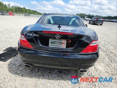 Zdjęcie 6 z 14 samochodu: 2012 MERCEDES-BENZ SLK 350 VIN:WDDPK5HA7CF016352 - miniatura