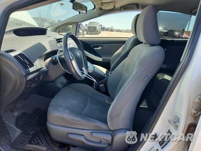 Zdjęcie 13 z 24 samochodu: 2015 TOYOTA PRIUS PLUG-IN VIN:JTDKN3DP8F3072705 - miniatura