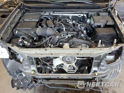 Zdjęcie 12 z 16 samochodu: 2019 LEXUS GX 460 VIN:JTJBM7FX5K5238813 - miniatura