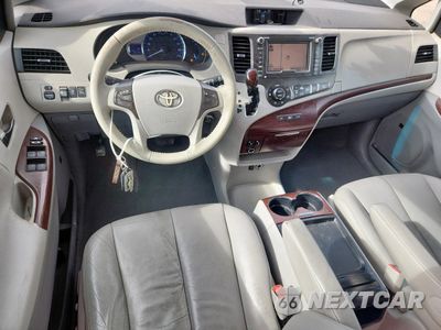 Zdjęcie 8 z 15 samochodu: 2011 TOYOTA SIENNA XLE VIN:5TDYK3DC3BS041869 - miniatura