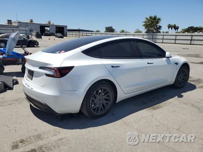 Trzecie zdjęcie samochodu z tyłu: 2025 TESLA MODEL 3 VIN:5YJ3E1EA6SF888022 - miniatura