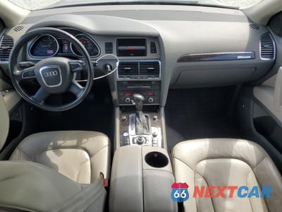 Zdjęcie 8 z 14 samochodu: 2011 AUDI Q7 PREMIUM PLUS VIN:WA1LMCFE4BD008355 - miniatura