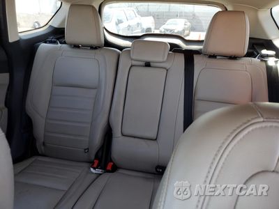 Zdjęcie 10 z 17 samochodu: 2019 FORD ESCAPE SEL VIN:1FMCU9HD2KUB66721 - miniatura