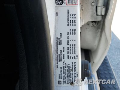 Zdjęcie 13 z 15 samochodu: 2009 HUMMER H3 VIN:5GTEN13E298141079 - miniatura