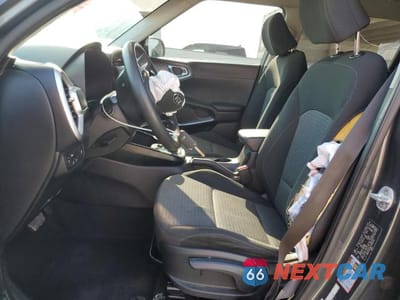 Zdjęcie 7 z 12 samochodu: 2020 KIA SOUL LX VIN:KNDJ23AU9L7104709 - miniatura