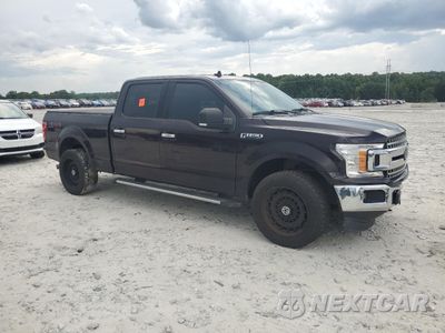 Czwarte zdjęcie samochodu z boku: 2018 FORD F150 SUPERCREW VIN:1FTFW1EG2JFB48122 - miniatura