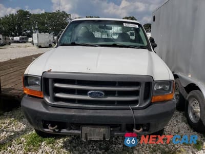 Piąte zdjęcie samochodu w środku: 2000 FORD SUPER DUTY F-350 W/D VIN:1FDWF37F5YEE28547 - miniatura