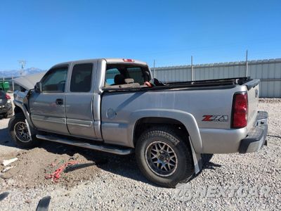 Drugie zdjęcie samochodu z przodu: 2005 CHEVROLET SILVERADO K1500 VIN:1GCEK19B35E275057 - miniatura