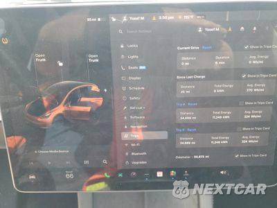 Zdjęcie 9 z 14 samochodu: 2022 TESLA MODEL Y VIN:7SAYGDEE3NF440185 - miniatura
