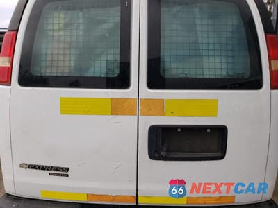 Zdjęcie 10 z 12 samochodu: 2013 CHEVROLET EXPRESS G2500 VIN:1GCWGFCA7D1194023 - miniatura