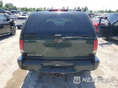 Zdjęcie 6 z 12 samochodu: 2002 CHEVROLET BLAZER VIN:1GNDT13W32K119285 - miniatura