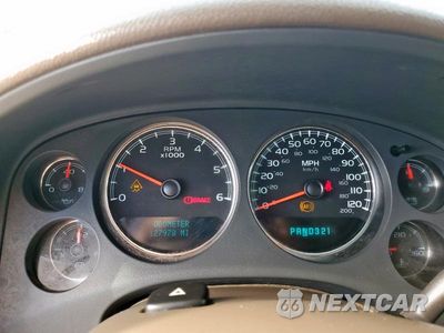 Zdjęcie 9 z 14 samochodu: 2008 GMC YUKON XL C1500 VIN:1GKFC16068R149636 - miniatura