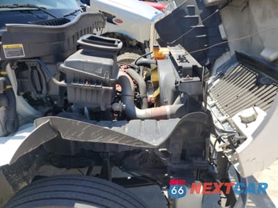 Zdjęcie 12 z 13 samochodu: 2017 INTERNATIONAL 4000 4300 VIN:1HTMMMML0HH465086 - miniatura