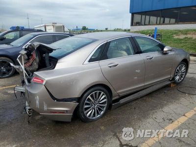 Trzecie zdjęcie samochodu z tyłu: 2019 LINCOLN MKZ VIN:3LN6L5A92KR607513 - miniatura