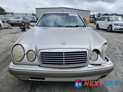 Piąte zdjęcie samochodu w środku: 1997 MERCEDES-BENZ E 320 VIN:WDBJF55F2VA436054 - miniatura