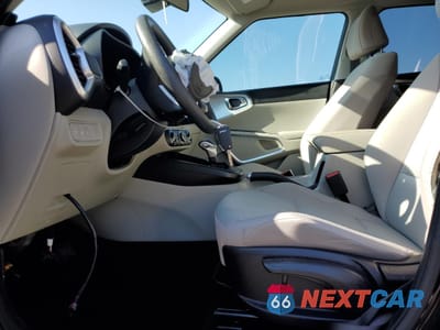 Zdjęcie 7 z 17 samochodu: 2023 KIA SOUL LX VIN:KNDJ23AU0P7896514 - miniatura
