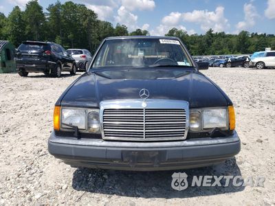 Piąte zdjęcie samochodu w środku: 1993 MERCEDES-BENZ 300 E 2.8 VIN:WDBEA28E0PC002885 - miniatura