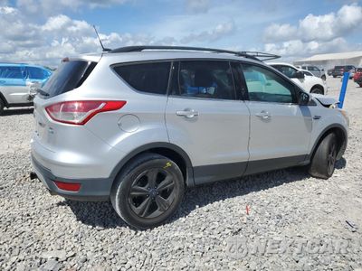 Trzecie zdjęcie samochodu z tyłu: 2016 FORD ESCAPE SE VIN:1FMCU9G96GUB10334 - miniatura