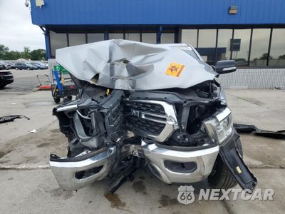 Piąte zdjęcie samochodu w środku: 2022 RAM 1500 BIG HORN/LONE STAR VIN:1C6SRFBT6NN135283 - miniatura