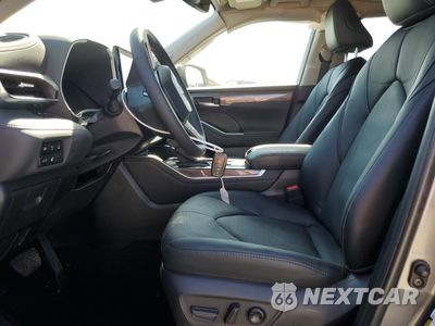 Zdjęcie 7 z 13 samochodu: 2023 TOYOTA HIGHLANDER HYBRID LIMITED VIN:5TDXBRCH0PS602595 - miniatura