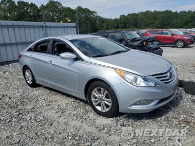 Czwarte zdjęcie samochodu z boku: 2013 HYUNDAI SONATA GLS VIN:5NPEB4AC9DH519329 - miniatura