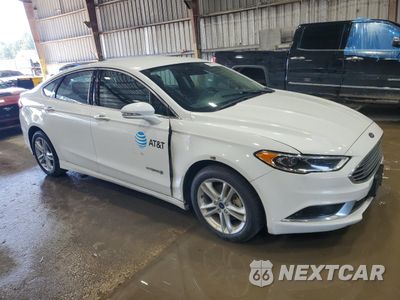 Czwarte zdjęcie samochodu z boku: 2018 FORD FUSION SE HYBRID VIN:3FA6P0LU1JR118683 - miniatura