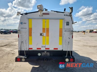 Zdjęcie 6 z 12 samochodu: 2012 CHEVROLET SILVERADO C3500 VIN:1GB3CZCG1CF210016 - miniatura