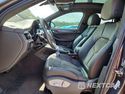 Zdjęcie 7 z 15 samochodu: 2016 PORSCHE MACAN S VIN:WP1AB2A55GLB56742 - miniatura