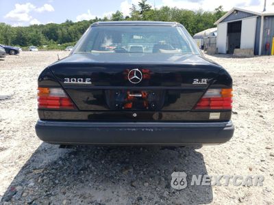 Zdjęcie 6 z 12 samochodu: 1993 MERCEDES-BENZ 300 E 2.8 VIN:WDBEA28E0PC002885 - miniatura