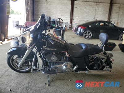 Trzecie zdjęcie samochodu z tyłu: 2009 HARLEY-DAVIDSON FLHX VIN:1HD1KB4149Y617525 - miniatura