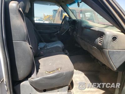 Zdjęcie 10 z 12 samochodu: 2002 CHEVROLET SILVERADO C2500 HEAVY DUTY VIN:1GCHC24U82E137485 - miniatura