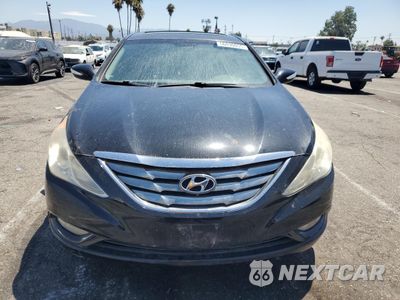 Piąte zdjęcie samochodu w środku: 2013 HYUNDAI SONATA SE VIN:5NPEC4AC6DH585401 - miniatura