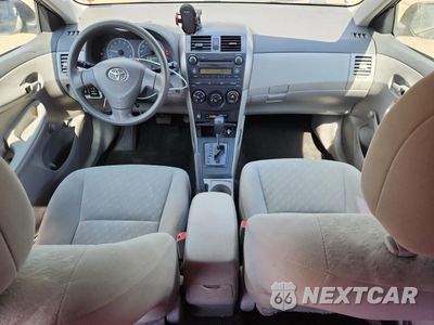Zdjęcie 8 z 12 samochodu: 2010 TOYOTA COROLLA BASE VIN:1NXBU4EE3AZ330746 - miniatura