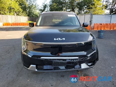Piąte zdjęcie samochodu w środku: 2025 KIA EV9 LAND VIN:5XYADFS50SG001294 - miniatura